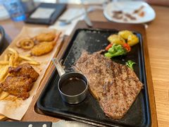 -必胜客(WOW象山涌金广场店)