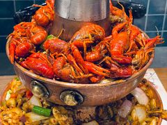 -沪小二铜炉蛙锅(苏州中心星悦汇店)