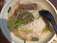 -老妈米线(港龙店)