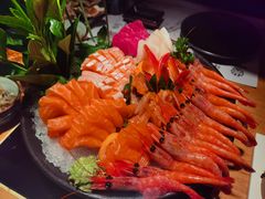 -枝魯枝魯自助料理