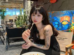 -F+轻食健身赋能空间(中华北路国贸商场店)