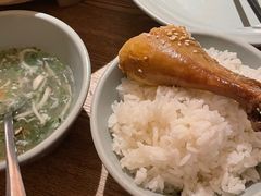 -蜜桃餐厅·伴山(湖滨商业街店)