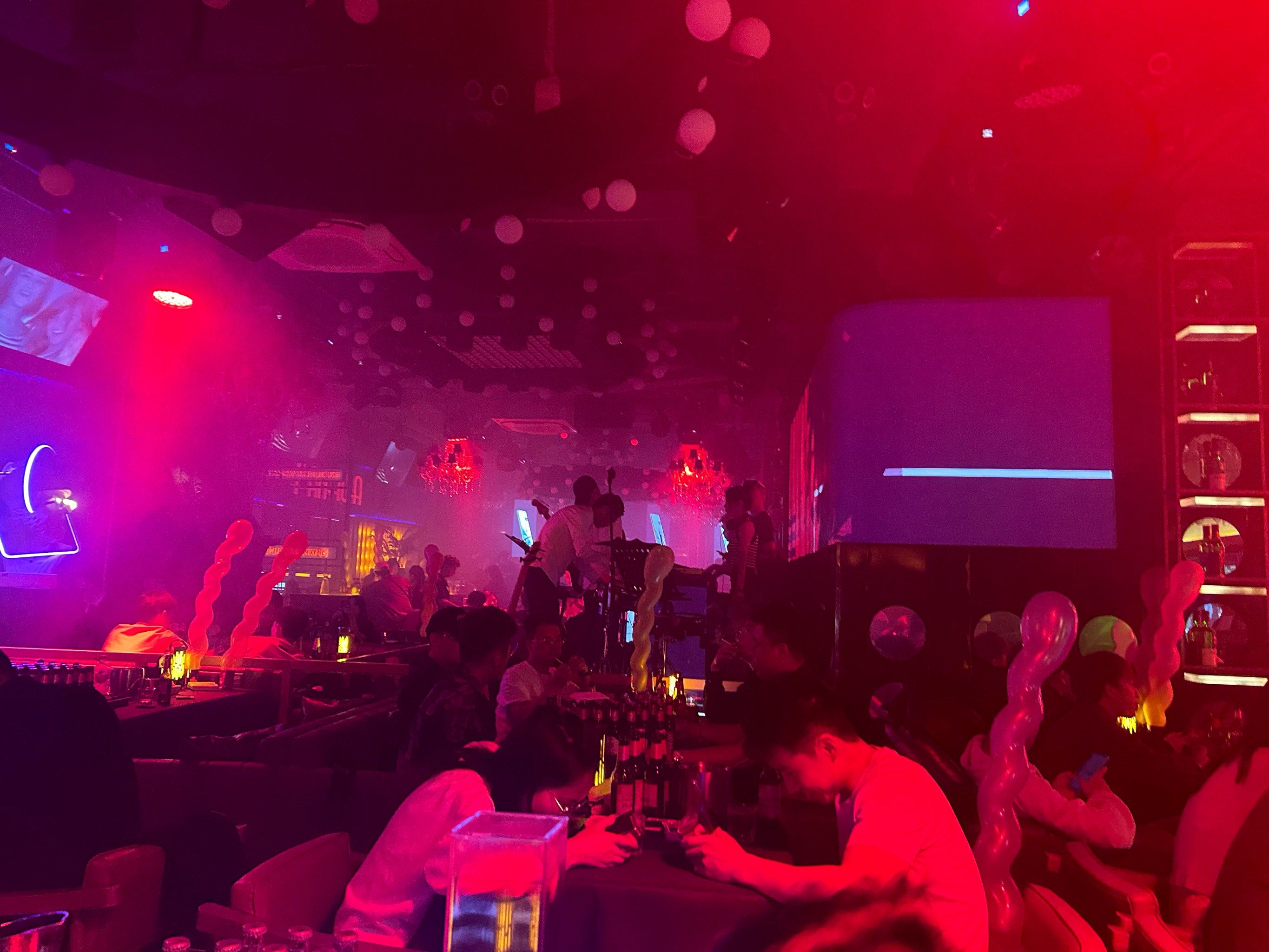 昆明酒吧好评榜第一[调皮][加油][礼花]