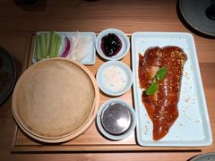 金牌烤鸭-青年公社烤鸭(滨湖银泰店)