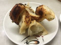 阿德林鲜肉锅贴-阿德林小笼(北九峰小区店)