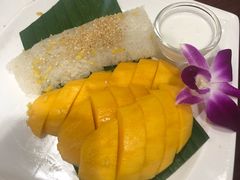 -Dang restaurant (patong phuket)