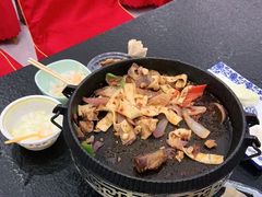 -撒拉人家.酸菜牦牛肉火锅