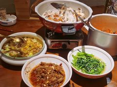 -蛮佬拾·乡里土菜馆(河西王府井店)