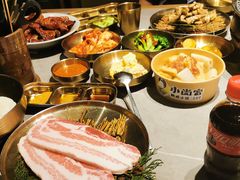 -草家酱蟹炭火烤肉店(珲春南路一店)