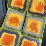 一盒六块，三种口味，紫薯栗子红豆