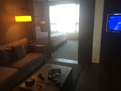 -杭州逸酒店(西湖武林店)