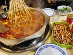 -李记称盘牛杂串串(广厦店)