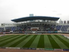 -裕彤国际体育中心