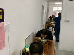 -胖子馄饨坊(天目大厦东南)