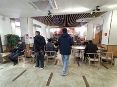 -闫家驴肉老店(华电一校店)