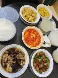 -乐派诗婚纱摄影