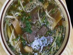 牛肉罩饼-清真·白家牛肉罩火烧老店(育才街店)