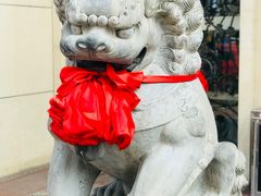 门口石狮子-烤肉宛饭庄(南礼士路店)