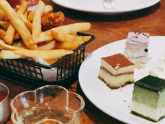 小吃拼盘-曼乐辰餐厅(中庚漫游城店)