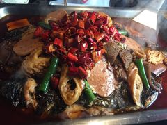-辣尚瘾·烤鱼·新川菜(交大直营店)
