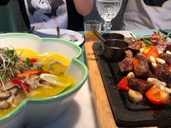 -蜜桃花开·中西融合菜E&W(南长街店)