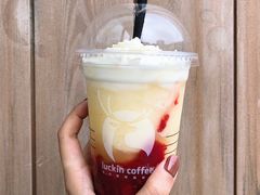 -瑞幸咖啡(宝华国际广场店)
