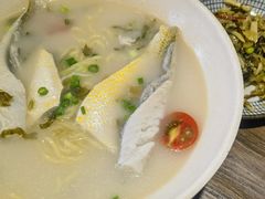 -玖鲜小笼(中山广场店)