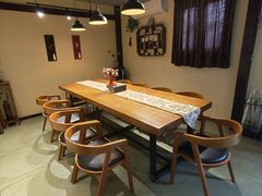 -小草屋轰趴馆别墅派对新场团建家庭聚会