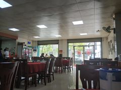 大堂-鹅掂·大岭山烧鹅
