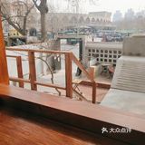 春日午后，坐在窗边看日光一寸一寸地挪~