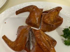 玻璃脆皮乳鸽-利苑酒家(金宝店)