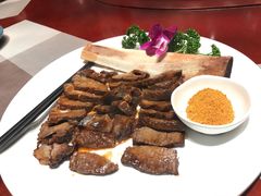 炭烤安格斯牛肋骨-富黎华海鲜大酒楼(正大广场店)