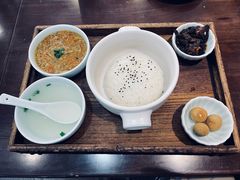 -蟹上黄·蟹黄面·江南糖水(人民广场店)