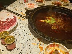 -红九格老火锅(三峡广场店)
