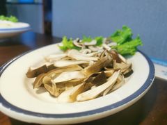 鲜鸡枞菌-滇小鱼·云南野生菌火锅(上杭路店)