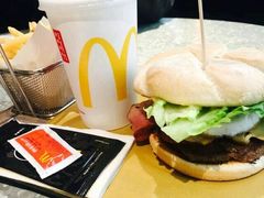 -麦当劳(新王府井店)