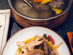 滩羊手抓肉-丝路金桃·新疆菜(徐汇店)