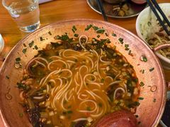 -SHAN山(前滩太古里店)