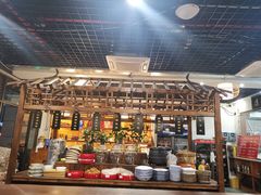 -黄桷树曹家私房菜(江与城店)