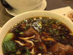 红烧牛肉台湾刀削面-中国厨房/台湾牛肉面
