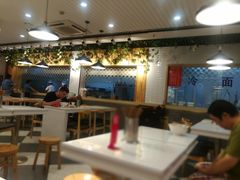 大堂-老人和饭店(打浦路店)