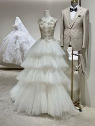 -Renee芮亦婚纱