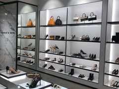 -Charles & Keith(VivoCity)
