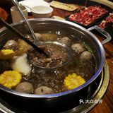 匙仁匙柄五花趾今天切的很大片，都连一块了