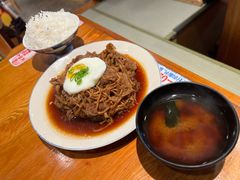 吃不完需要打包带走的牛肉饭-三月居酒屋(青年大街店)