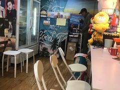 大堂-志龙皇冠吃货椰子铺