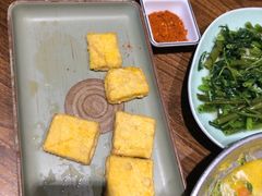 -七步香云南山里菜(昆明老街店)