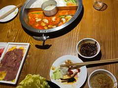 -佬土鹅肠火锅(解放路店)