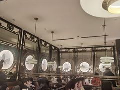 大堂-新白鹿餐厅(金鹰新街口店)