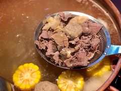 手捶生牛肉丸-牛村来人潮汕牛肉火锅(西单店)
